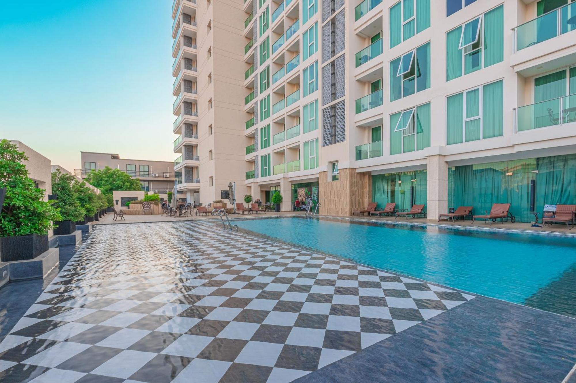 City Garden Tower By Pattaya Holiday Kültér fotó